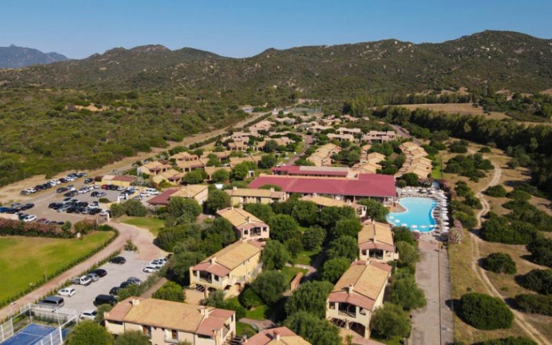 MARINA REY BEACH RESORT